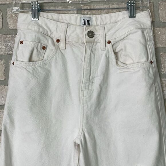 BDG High Waisted Puddle Jeans White Size 27 - Picture 2 of 8
